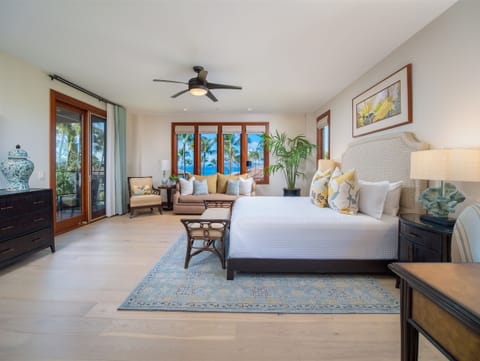 Sun Splash C301 - Ocean View Master Bedroom with King Bed and Private Bath