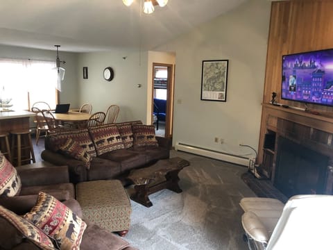 Living room / Dining Room