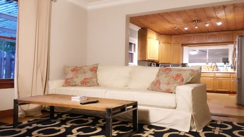 Smart TV, video games, DVD player, video library