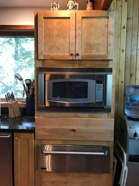 Microwave and warming drawer. 