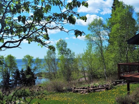 Back deck and fire pit overlooking Lake Superior