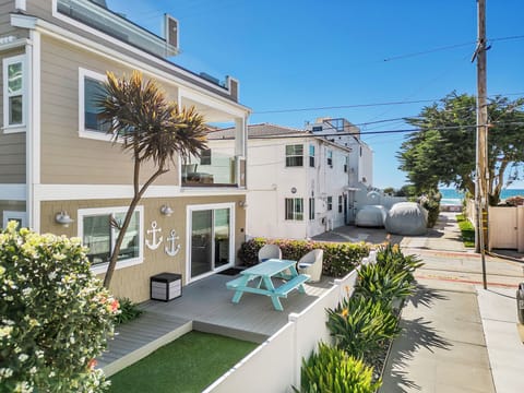Perfect location, just step out and be in the sands