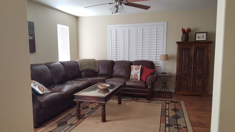 Smart TV, fireplace, DVD player, books