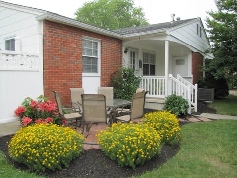 Lovely front patio for alfresco dinners and morning coffee