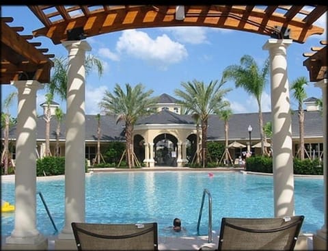 Club Pool