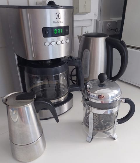 COFFEE MAKERS
