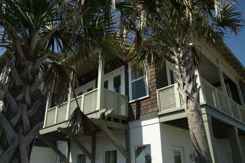 2 story townhouse with main living area on second floor. 