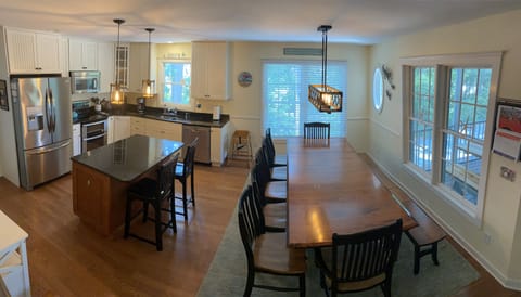 Custom Amish made dining table with bench and 7 chairs