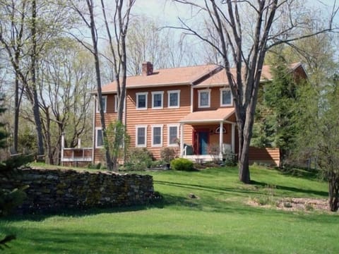 Front view of home