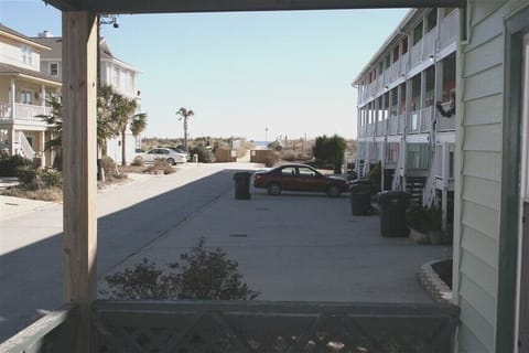 Front porch looking towards ocean
