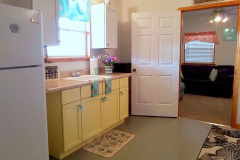 Efficiency Sleeps  2 - 4 