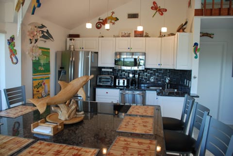 Kitchen (there is no longer a free standing oven but instead a kcup machine)