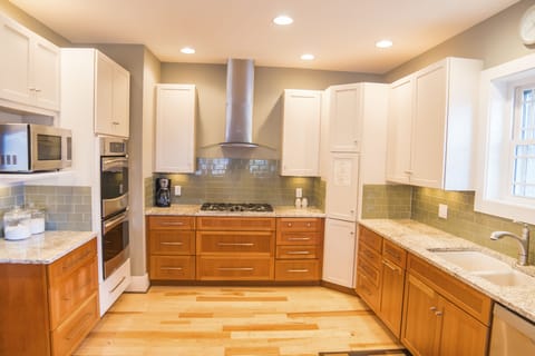 Gaslight House Kitchen