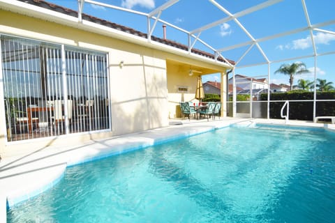 Fantastic private full-size west-facing pool, no rear neighbors