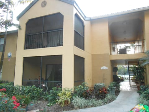 ENTRY TO CONDO