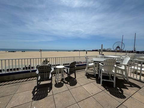 Extended balcony- a great ocean front unit