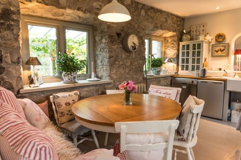 Kitchen Dining Table