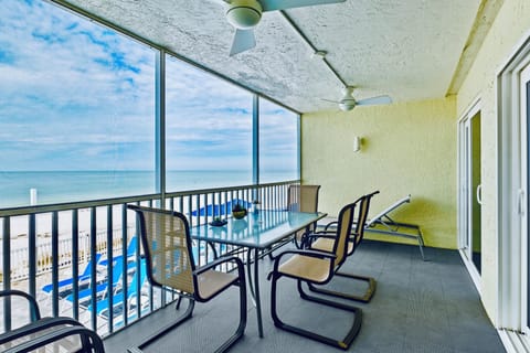 Great Beach Views and Sunsets on your Private Lanai
