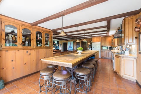 Kitchen Seating for 12