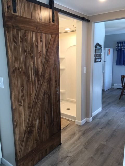 Full bathroom shower