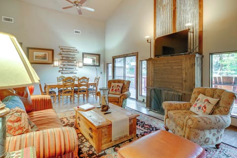Living Room | No WiFi | Homeowner On-Site