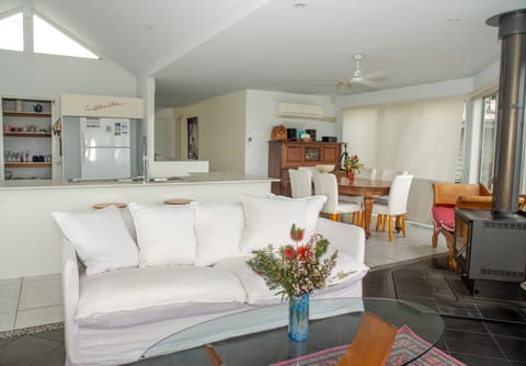 Upstairs living, dining, walk in pantry in kitchen. Split system & wood stove.