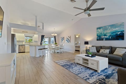 Modern contemporary home 