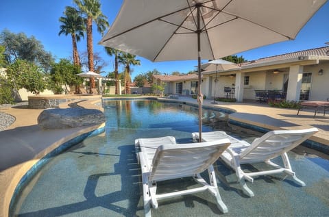 Pool with tanning ledge