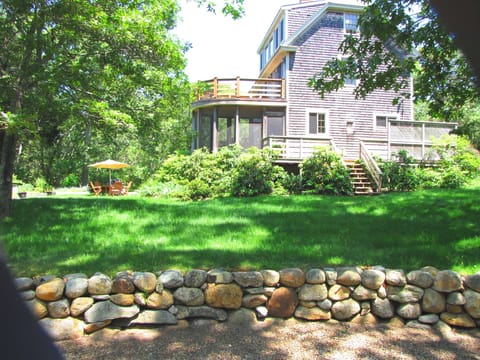 Large yard, private, wrap deck, screened dining porch, upper deck

