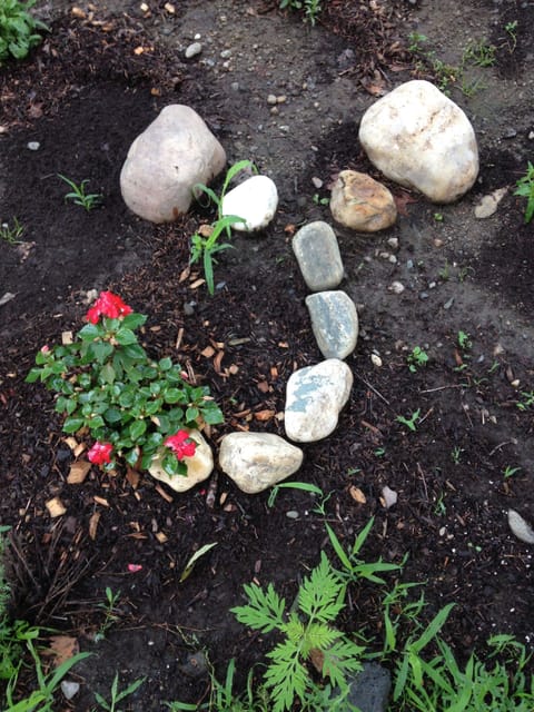 Fun with stones in the front garden