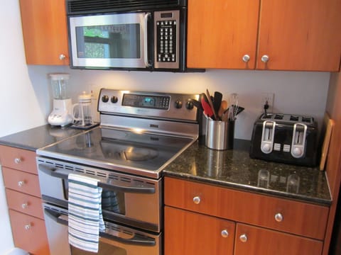 Fully equipped kitchen