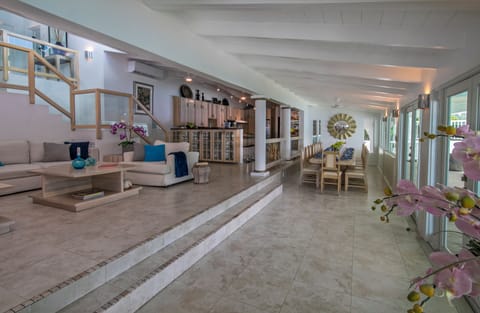 living and dining area, open kitchen 