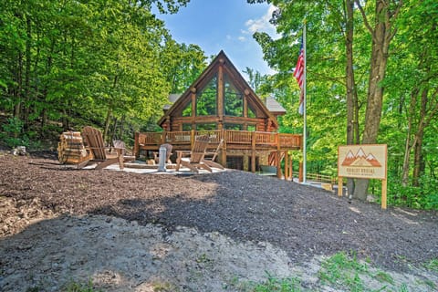 Secluded in the woods on Schuss Mountain