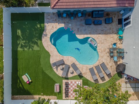 Brand new built Pool !!!