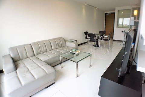 Nice & Clean Apartment in City Centre!