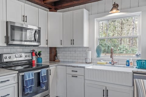 Brand new cabinets and appliances