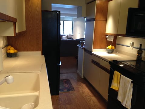 Kitchen has everything you need and a breakfast nook!