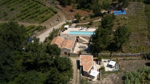 Aerial view with main house in the top half and the Cabana in the bottom half.
