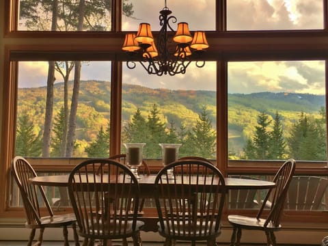 Stunning Views of Bretton Woods Ski Resort!