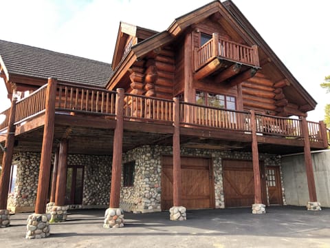 Exterior view of house