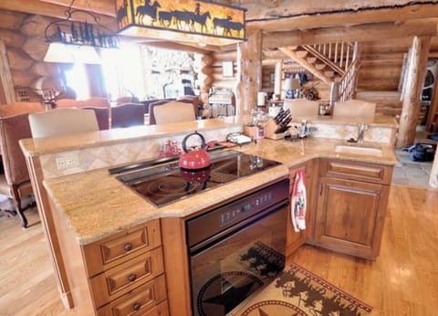 Lovely Kitchen overlooking the Great Room and Foyer.