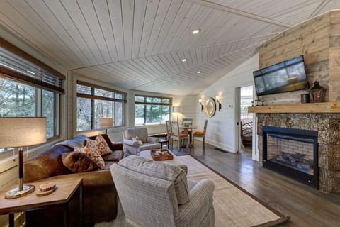 Living Room with Gas Fireplace