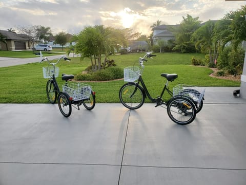 Complimentarily 3 Wheel Beach Cruiser for Guests' to enjoy.   