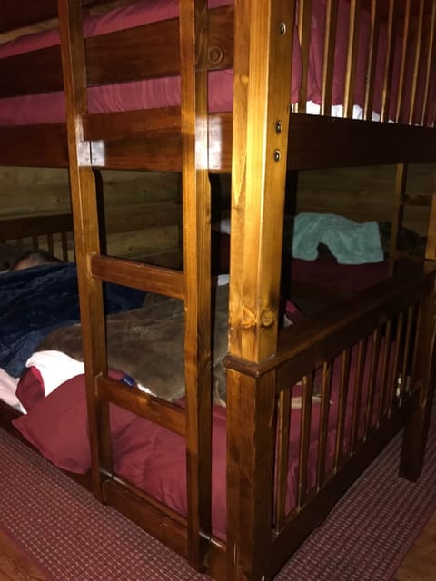 686F6486 036B 48C1 AD24 6B00E7732835