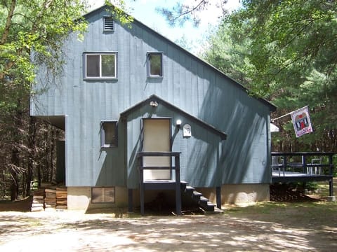 Side Entrance/Mud Room