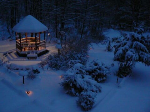 automatic lights on path a gazebo