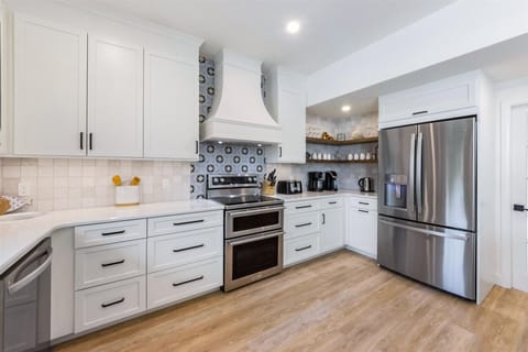 Dual Oven with 2 Full Size Refrigerators -  Kitchen at Sirenia By The Sea