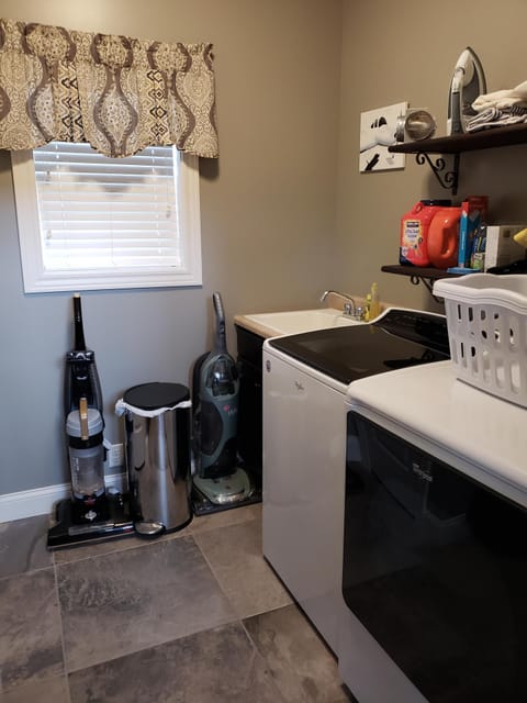 Utility room - washer and dryer