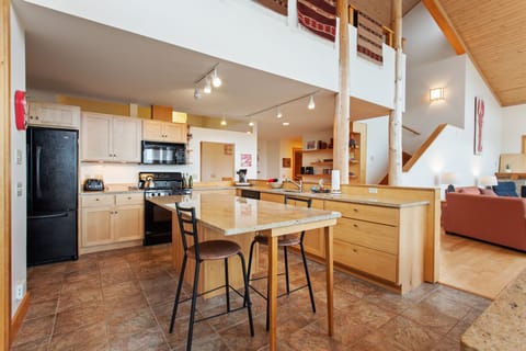 Fully equipped kitchen