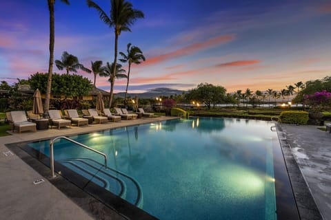 SUBLIME SUNSET VIEW at Kolea Beach club.